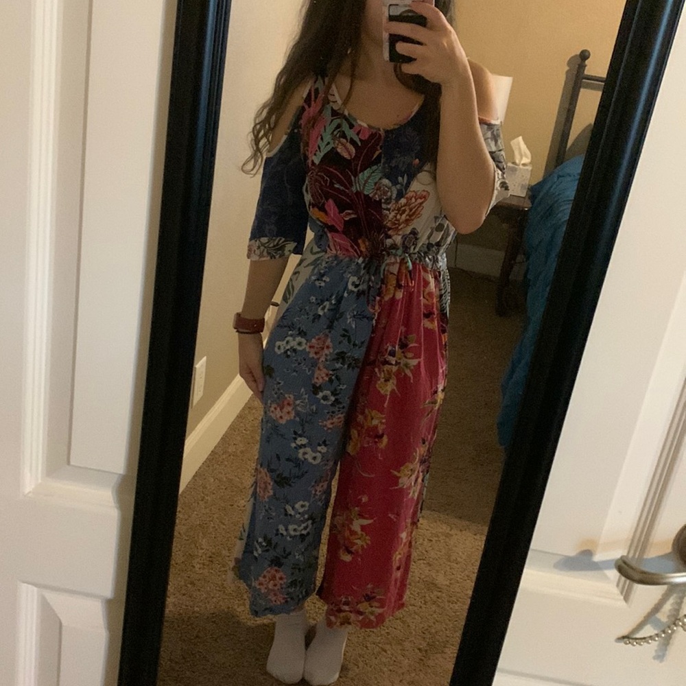 Cute pattern jump suit